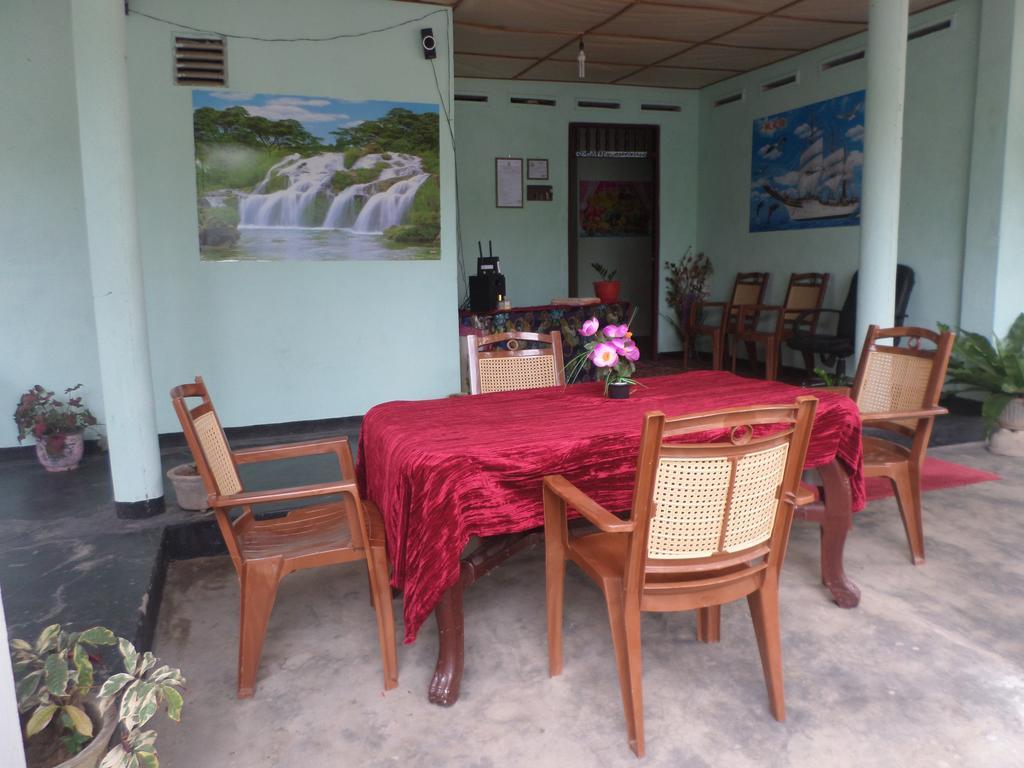 Erandi Holiday Home Andiambalama Esterno foto